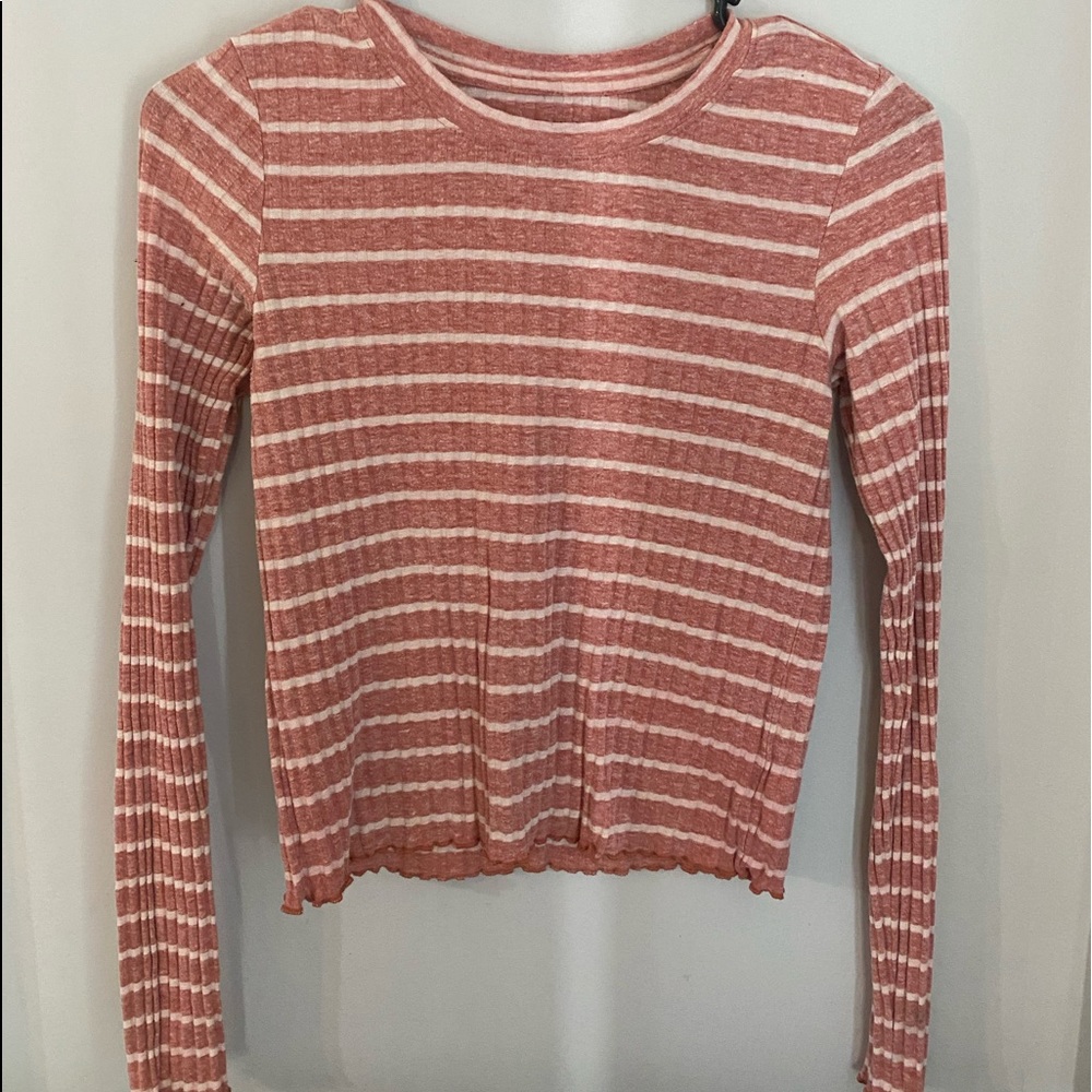 american eagle striped ruffled sleeve long sleeve - Picture 1 of 3